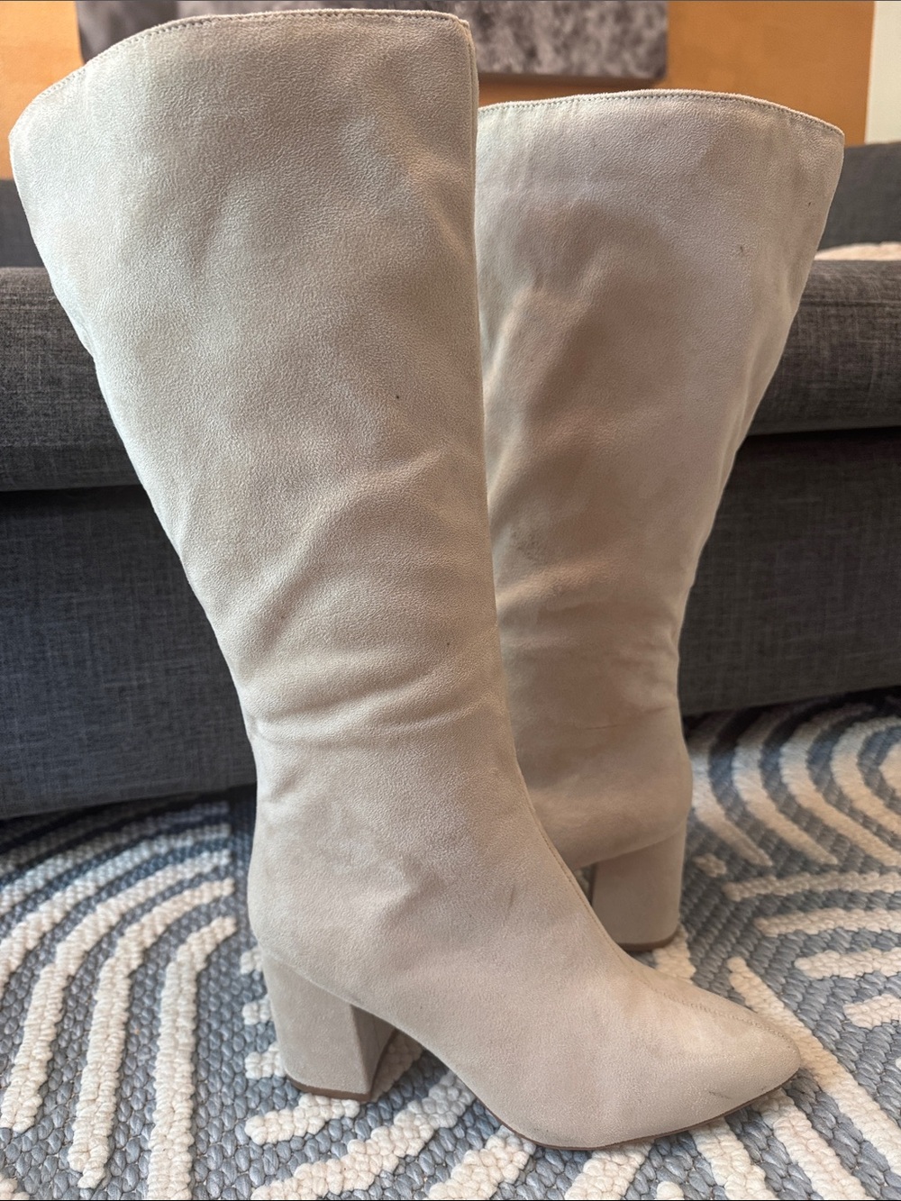 Journee Collection Wide Calf Knee High Boots Size 9.5 Beige Faux Suede Block Hee
